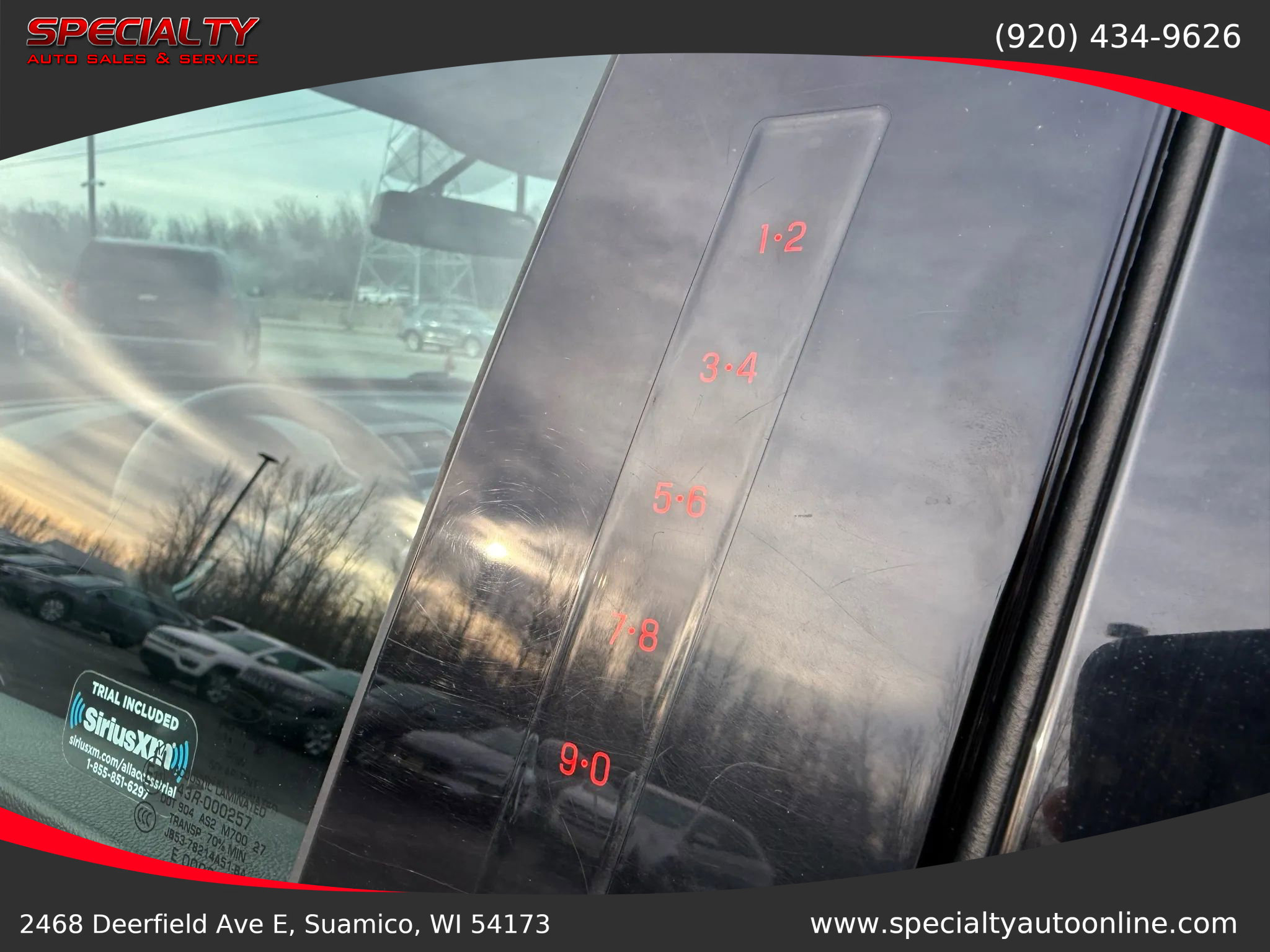 Used 2018 Ford Explorer XLT w/ Equipment Group 202A image 11