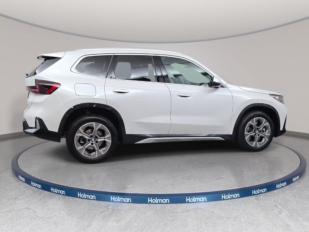 Used 2025 BMW X1 xDrive28i w/ Convenience Package AWD/4WD image 5