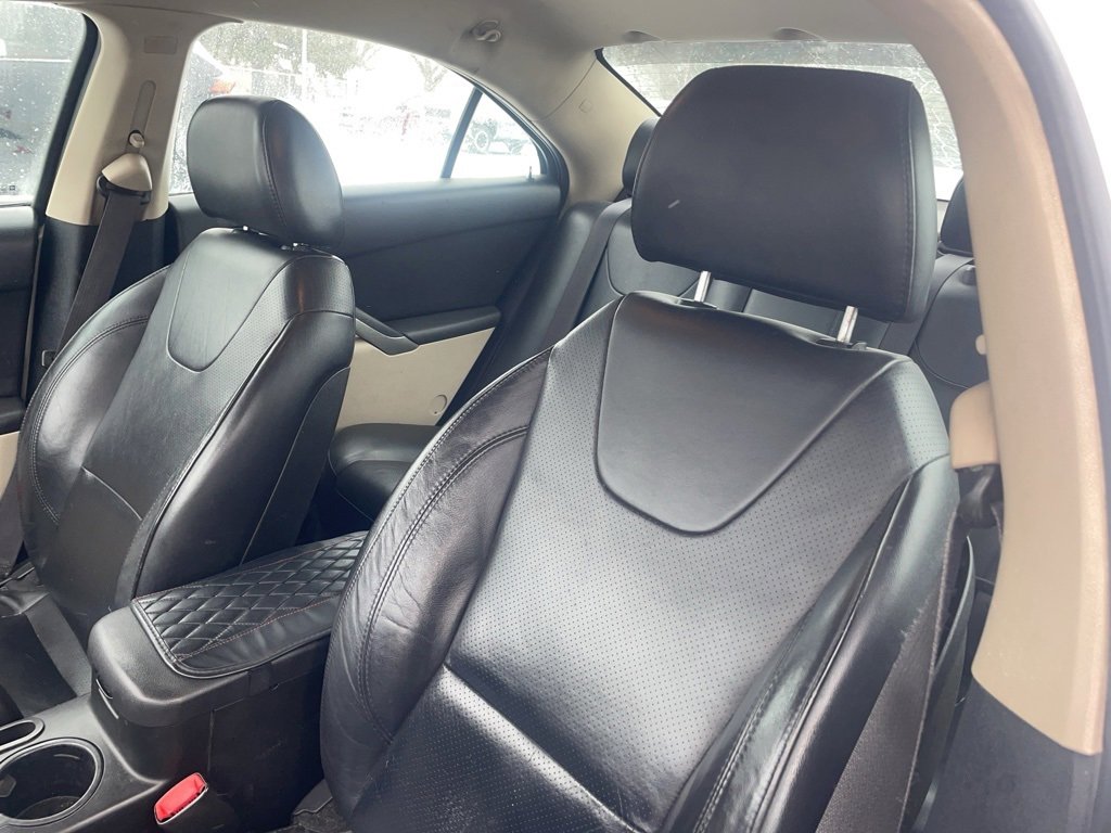 Used 2009 Pontiac G6 Sedan w/ Sport Package 2 image 11