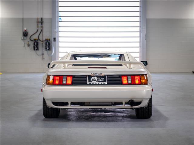 Used 1988 Lotus Esprit Turbo image 4