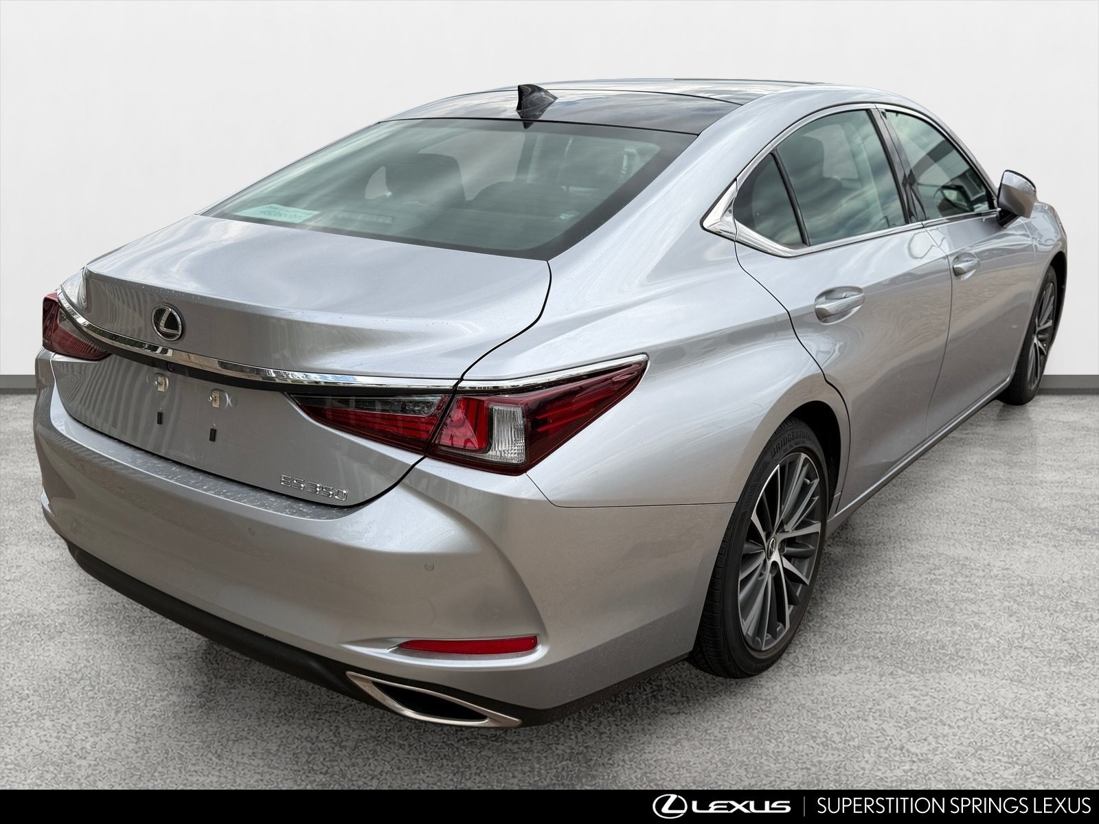 Used 2025 Lexus ES 350 w/ Premium Package FWD image 3