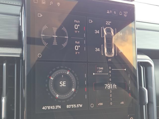 New 2026 GMC Acadia AT4 w/ Luxury Package AWD/4WD image 36