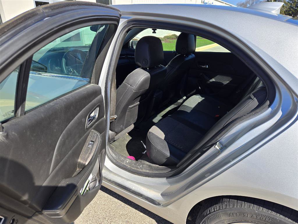 Used 2015 Chevrolet Malibu LT w/ Power Convenience Package FWD image 15