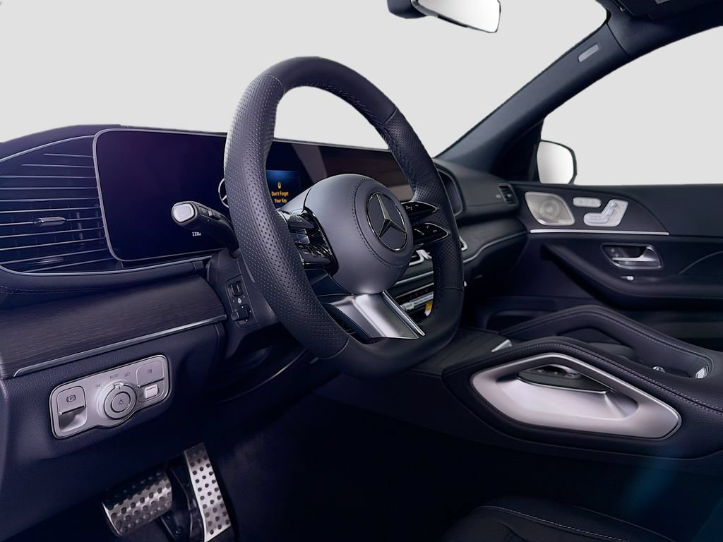 New 2026 Mercedes-Benz GLS 450 4MATIC image 10