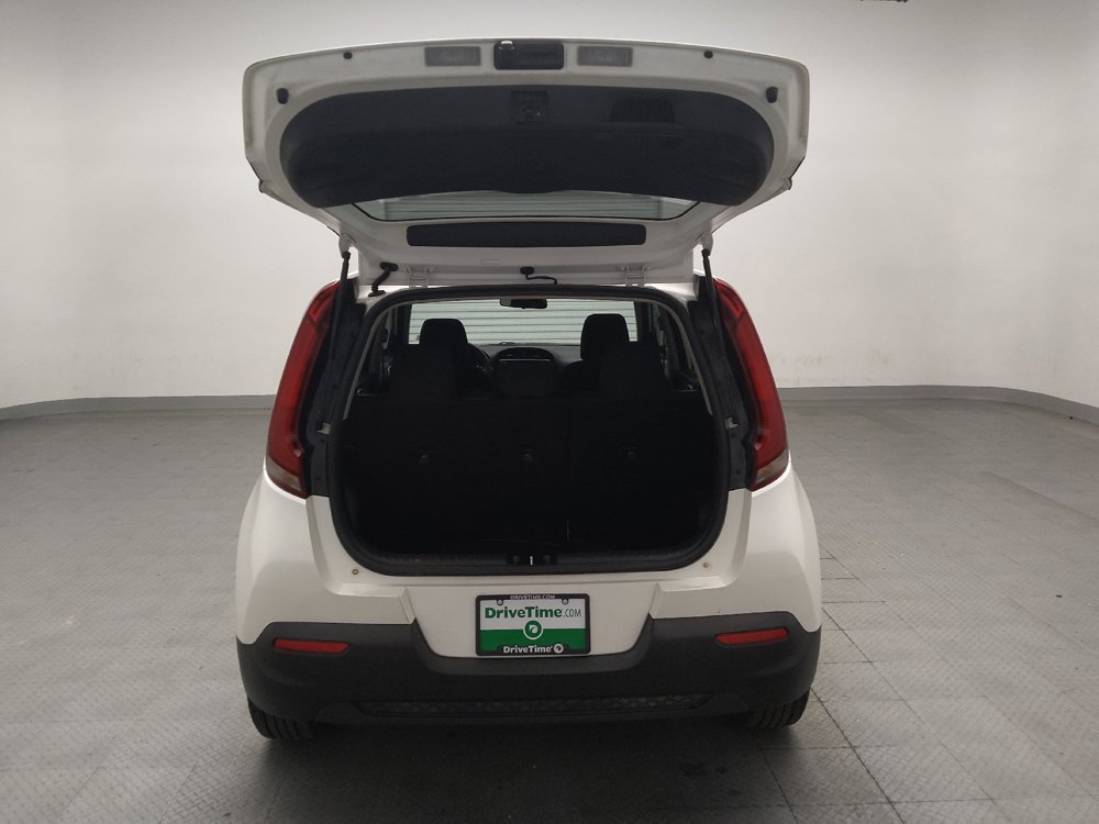 Used 2020 Kia Soul LX FWD image 29