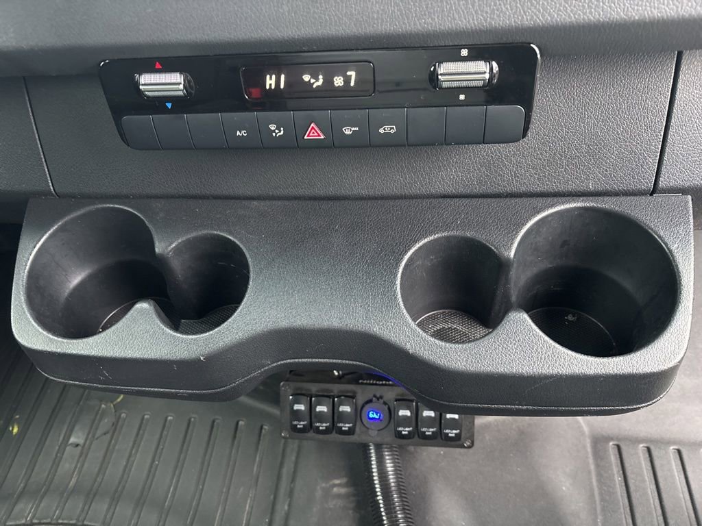 Used 2021 Mercedes-Benz Sprinter 3500 image 29
