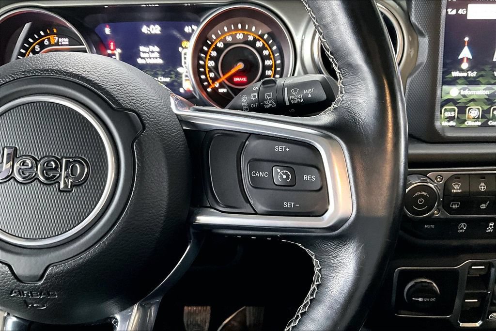 Used 2020 Jeep Wrangler Unlimited Sahara w/ Dual Top Group AWD/4WD image 12