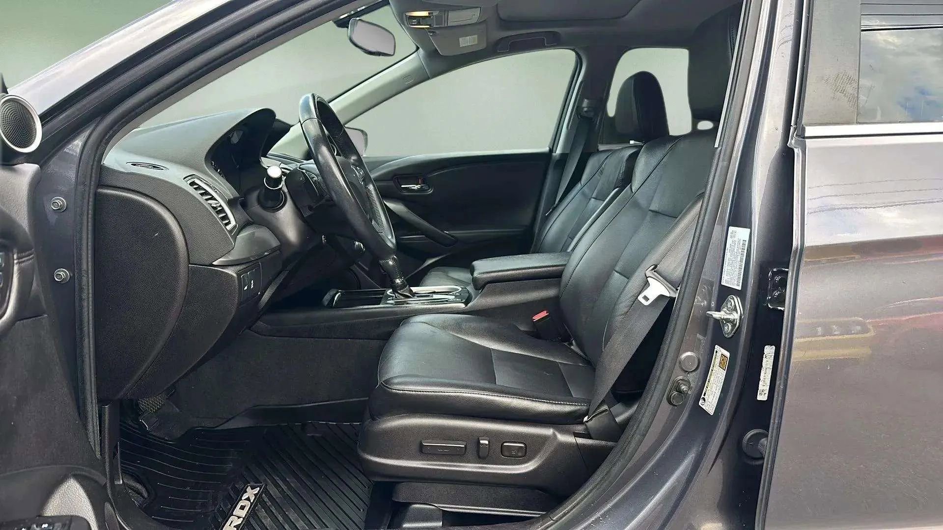 Used 2018 Acura RDX AWD w/ Technology Package image 13