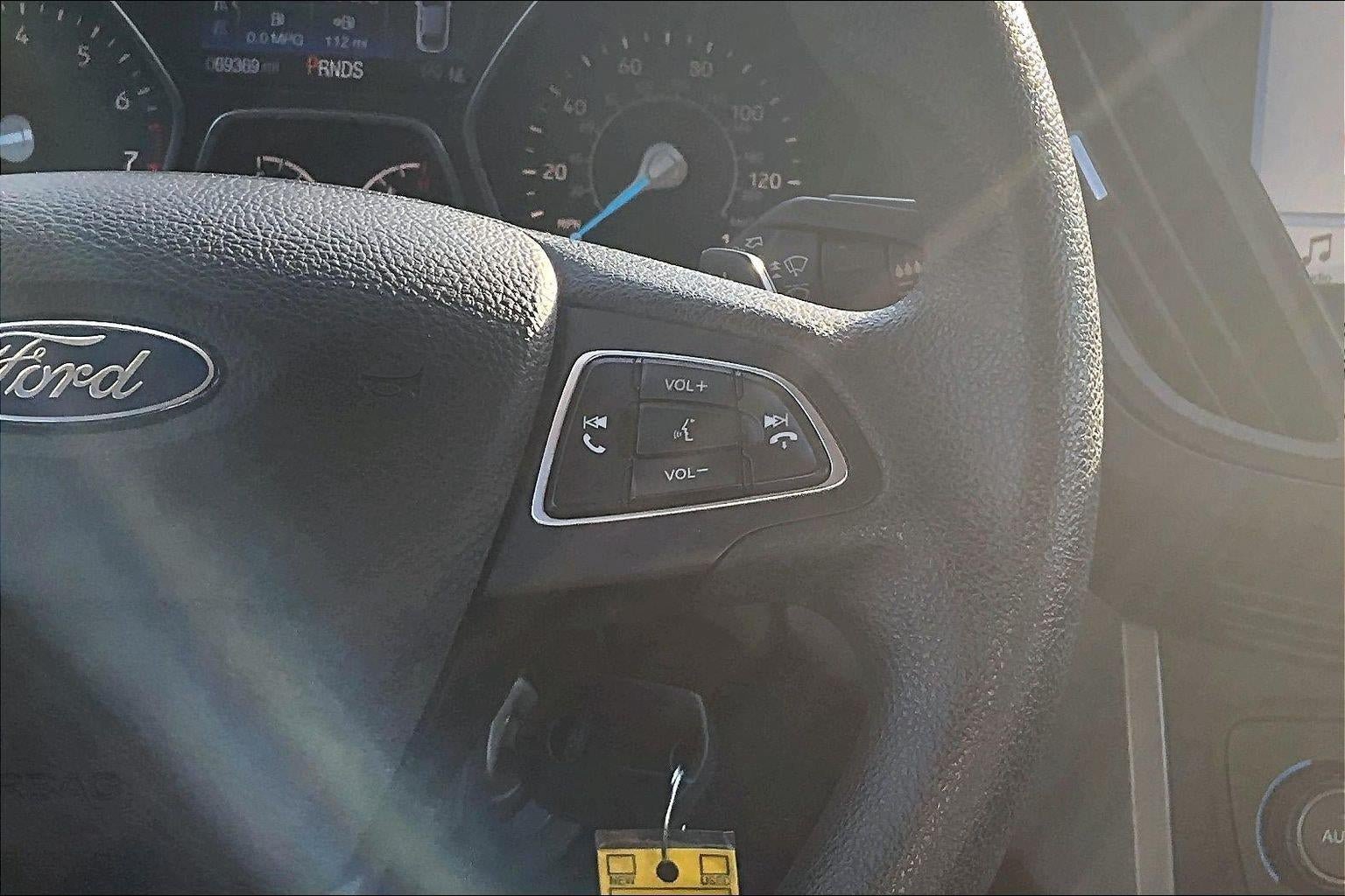 Used 2017 Ford Escape SE w/ Equipment Group 201A AWD/4WD image 18