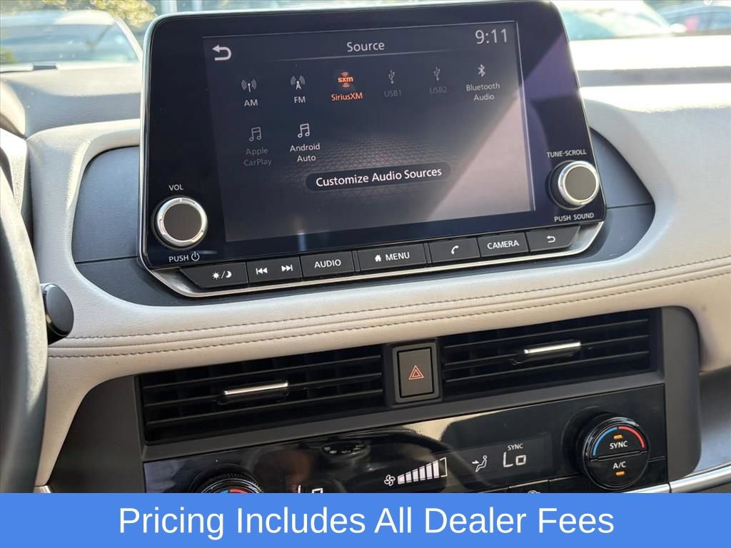 Certified 2025 Nissan Rogue SV AWD/4WD image 12