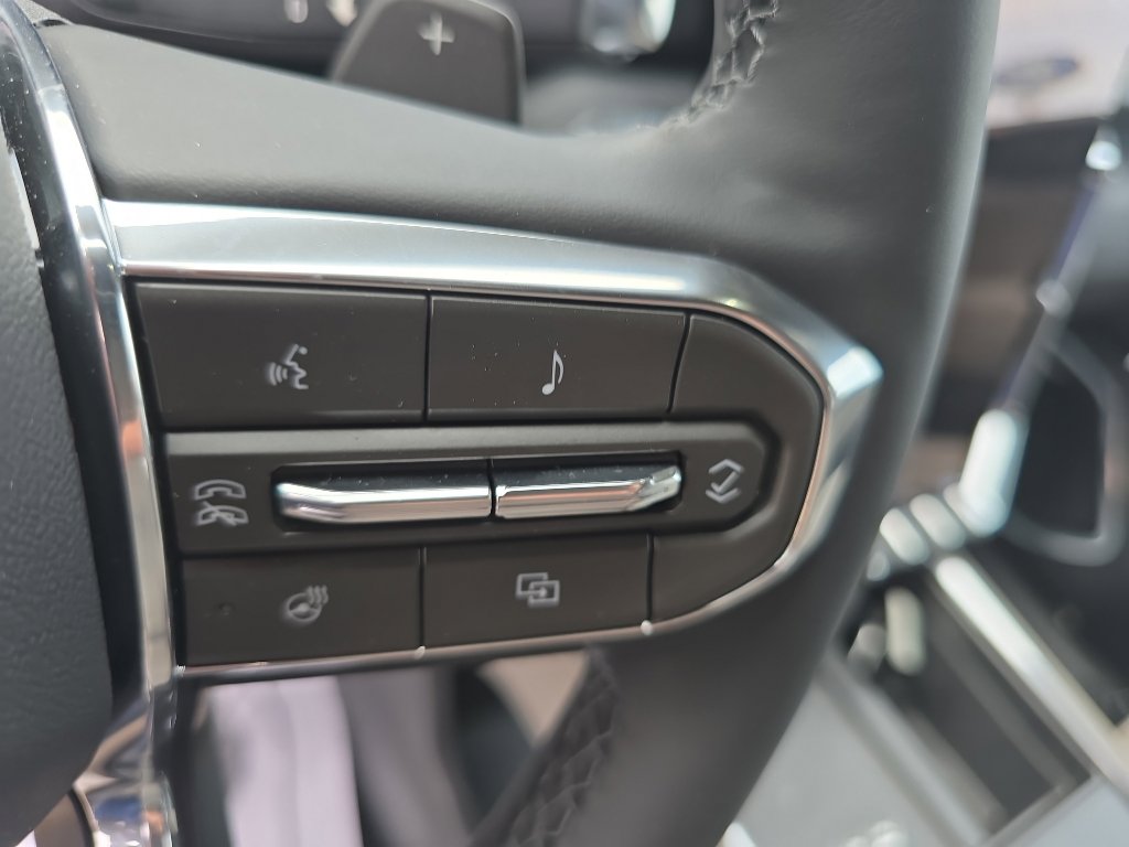 New 2026 GMC Acadia Elevation w/ Elevation Premium Package FWD image 24