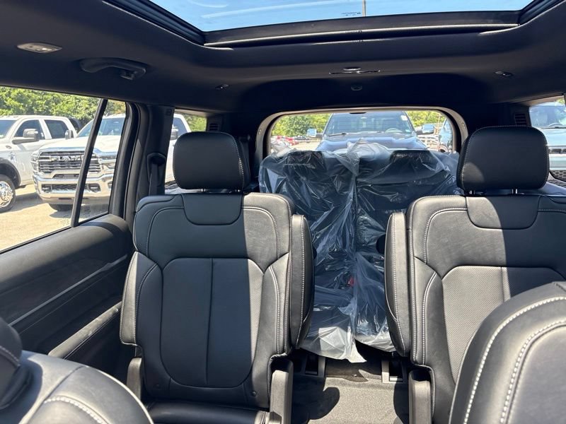 New 2026 Jeep Grand Cherokee L Limited AWD/4WD image 26