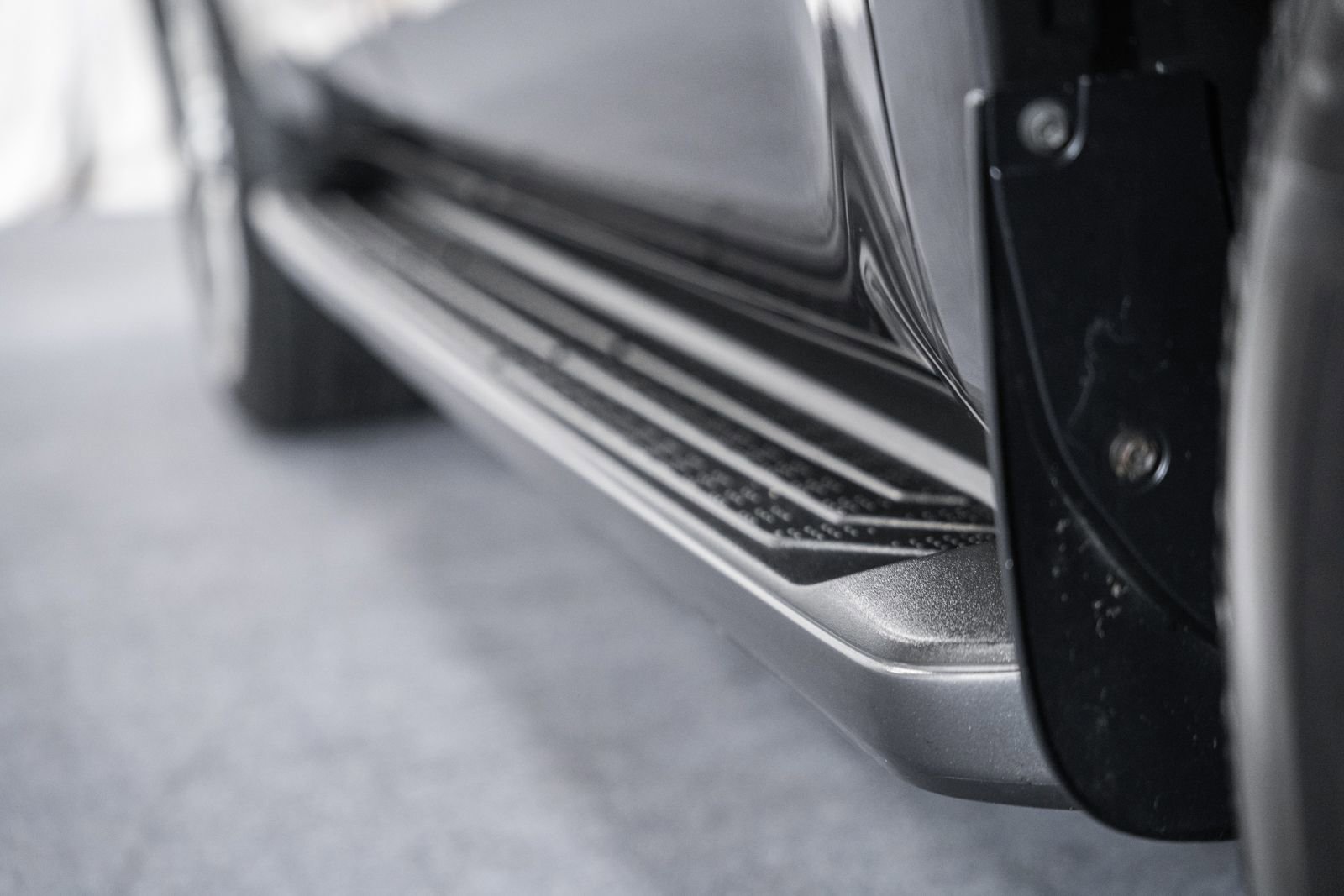 Used 2015 Toyota Sequoia Limited image 18