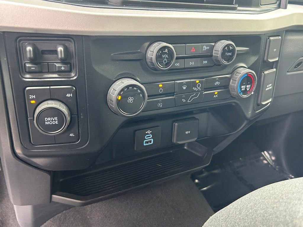 Used 2025 Ford F250 XLT image 37