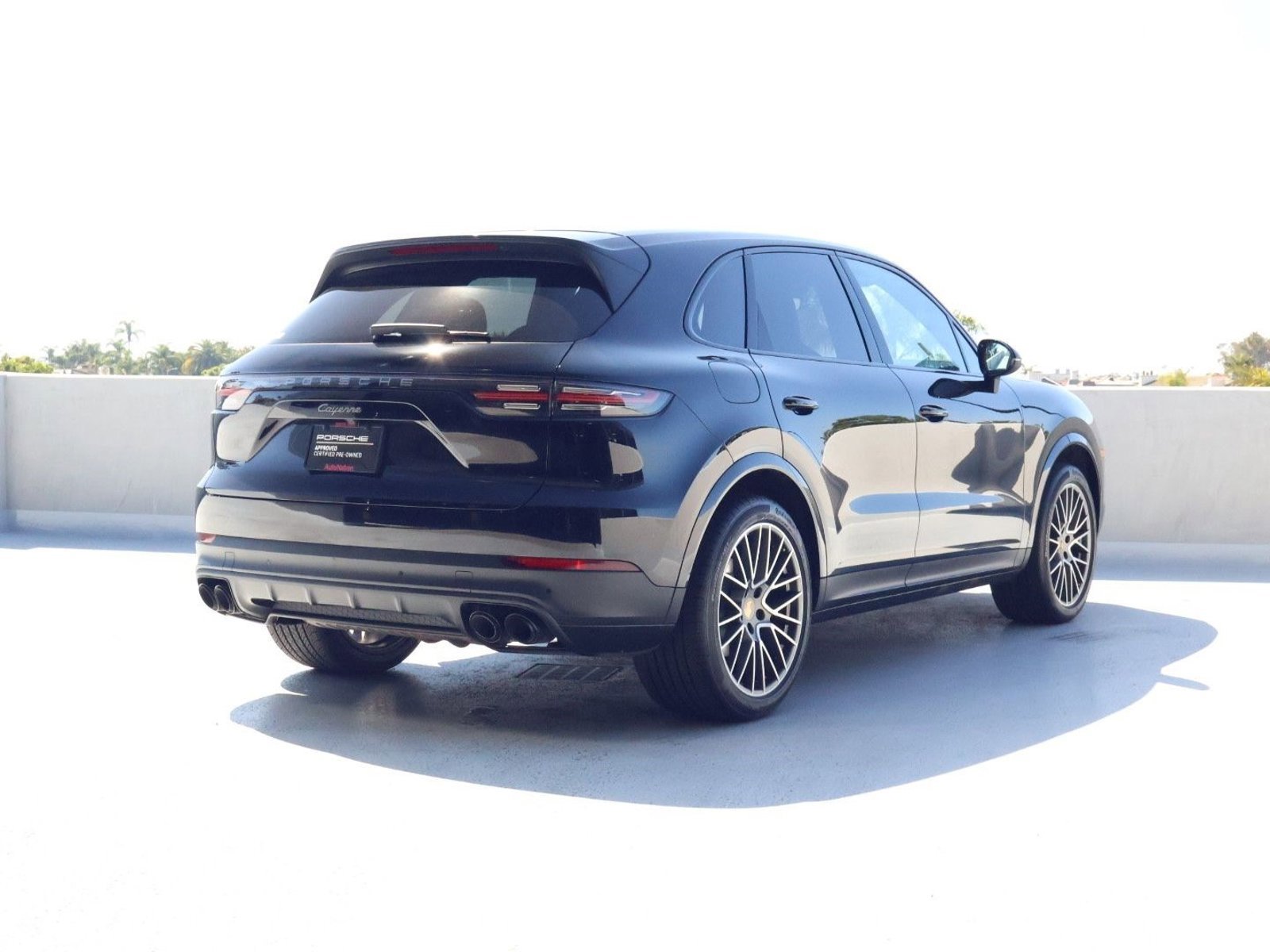 Certified 2022 Porsche Cayenne Platinum Edition AWD/4WD image 9