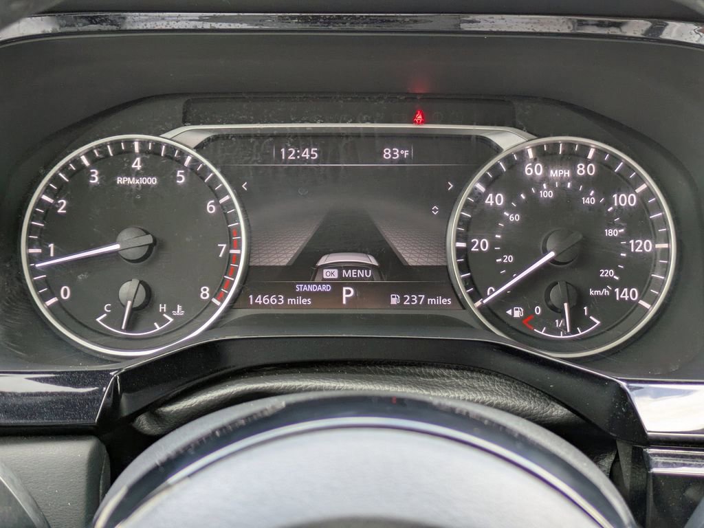 Used 2023 Nissan Pathfinder SL image 29