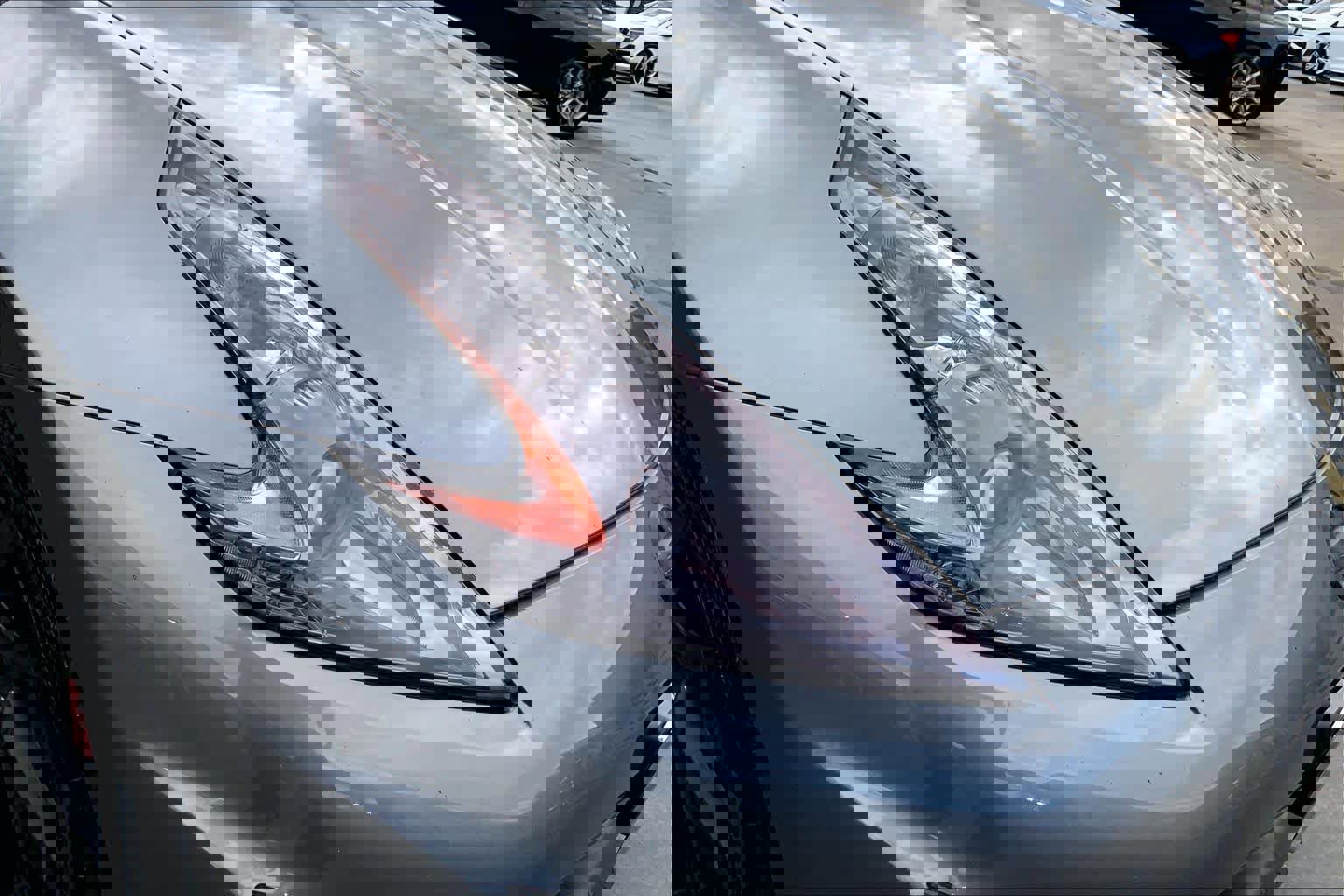 Used 2016 Nissan 370Z w/ Sport Package image 24