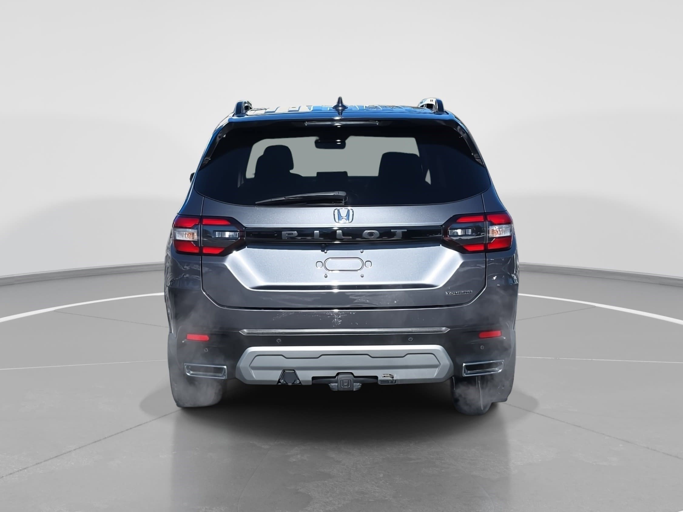 Used 2025 Honda Pilot Touring image 6