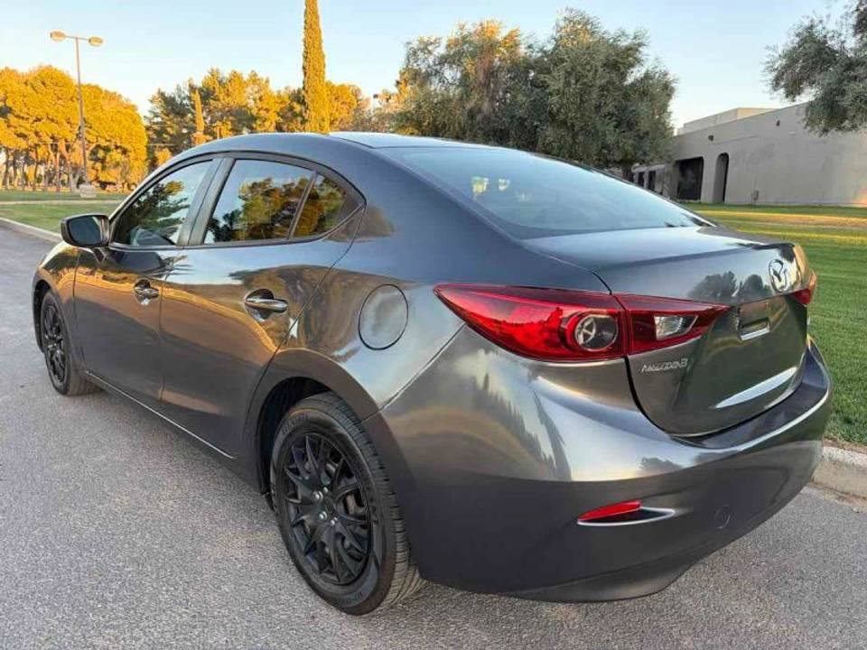 Used 2015 MAZDA MAZDA3 i Sport FWD image 6