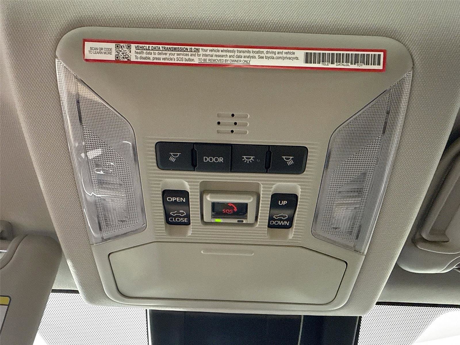 Used 2025 Toyota RAV4 XLE Premium image 21