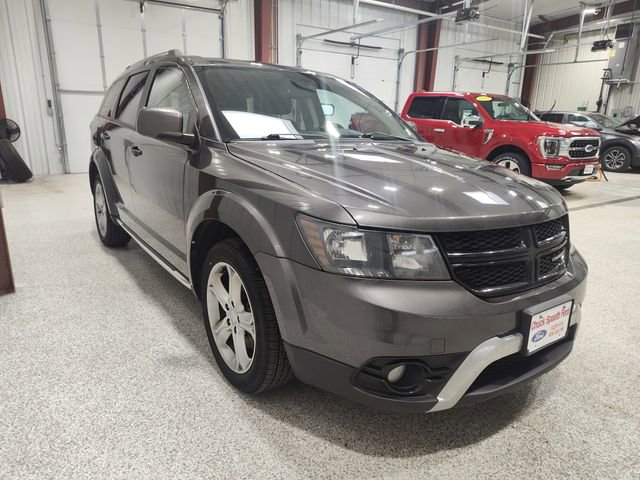Used 2017 Dodge Journey Crossroad AWD/4WD image 3