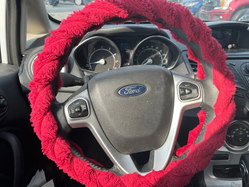 Used 2015 Ford Fiesta SE w/ Exterior Protection Package FWD image 14
