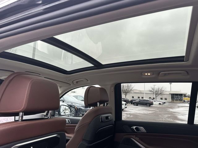 Certified 2024 BMW X7 xDrive40i image 24