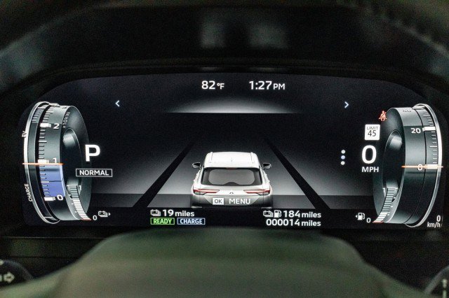 New 2025 Mitsubishi Outlander SE image 11