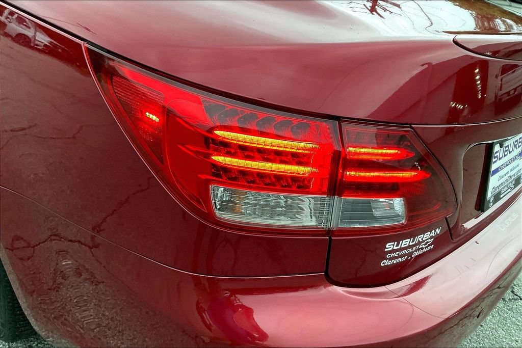 Used 2013 Lexus IS 250C w/ Luxury Pkg RWD image 24