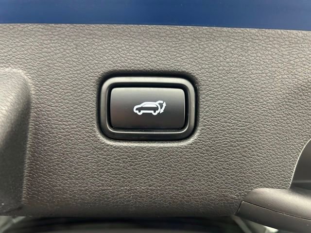 Used 2025 Kia Sportage EX w/ Premium Package image 18