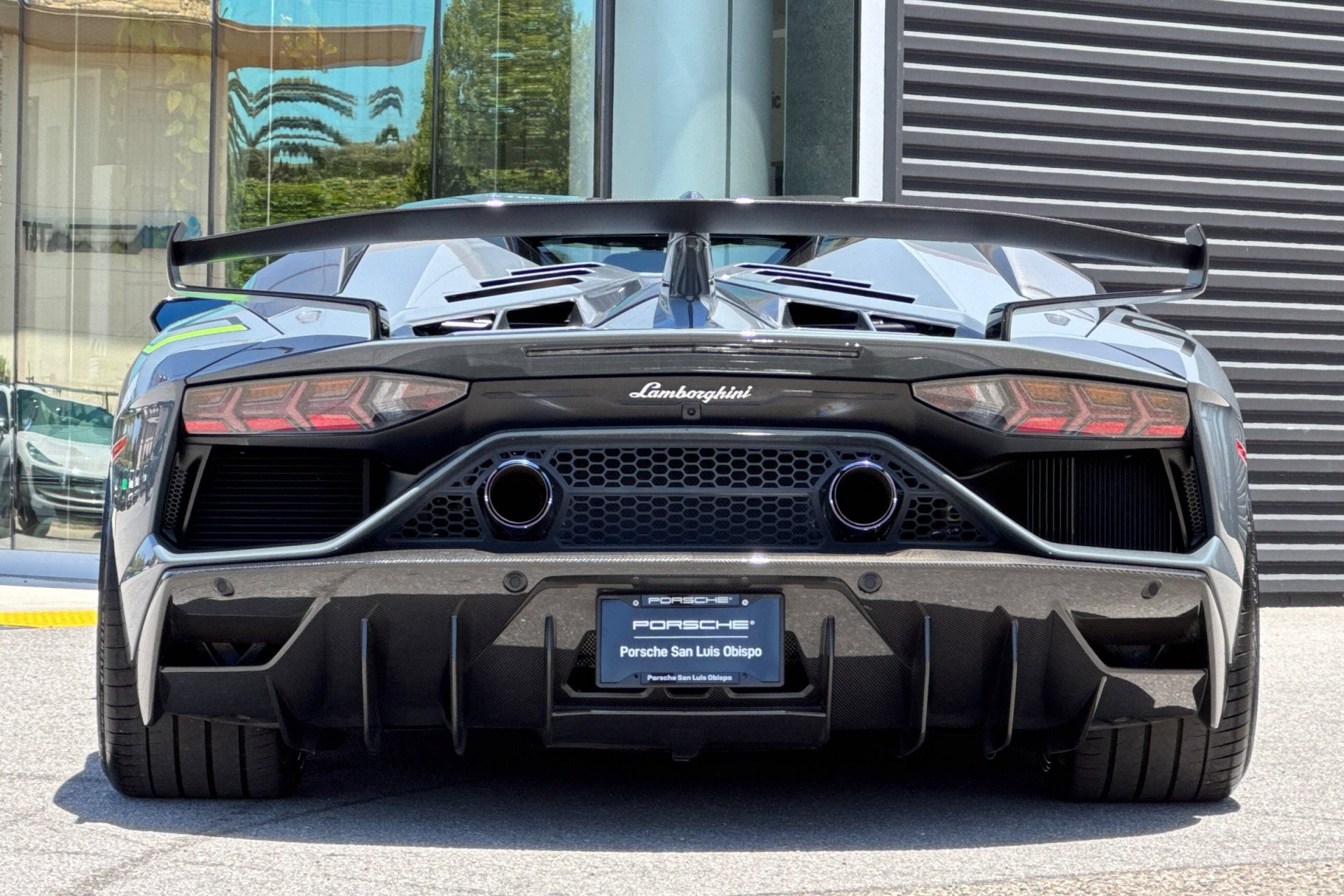 Used 2020 Lamborghini Aventador SVJ AWD/4WD image 7