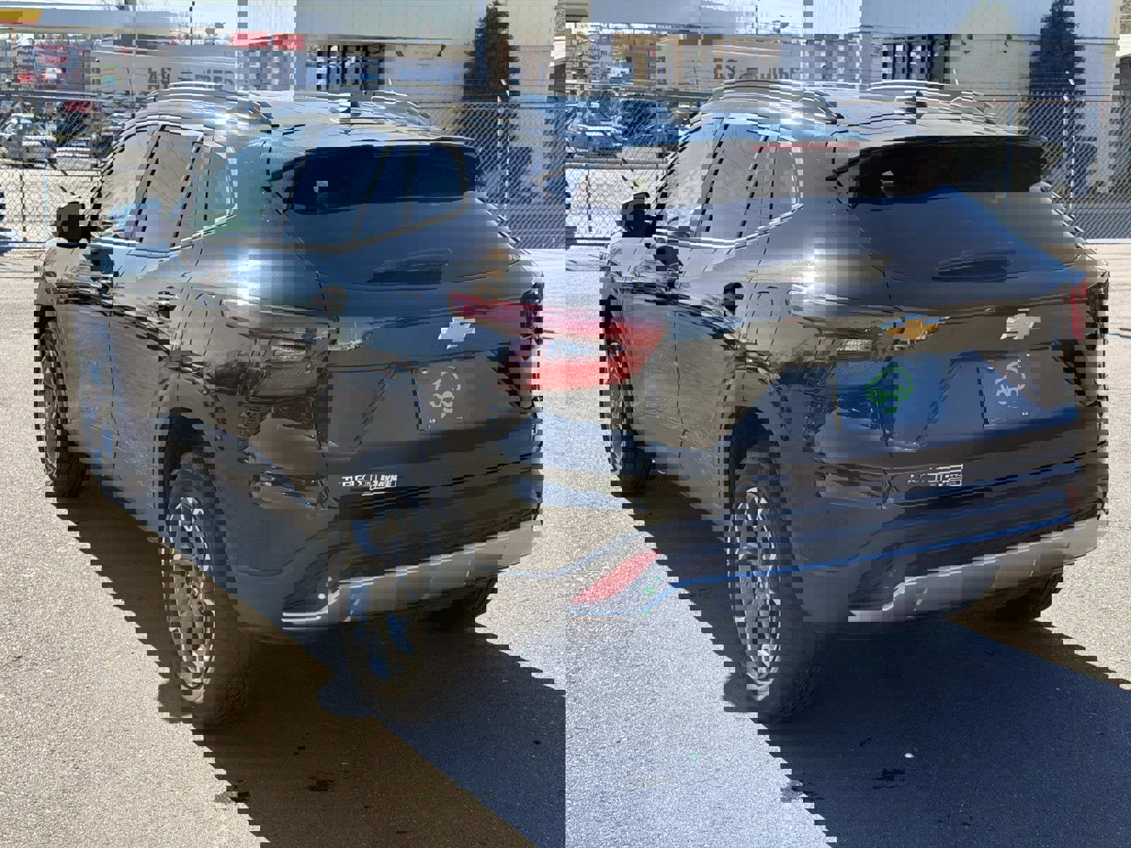 Certified 2025 Chevrolet Trax LT w/ LT Convenience Package image 17