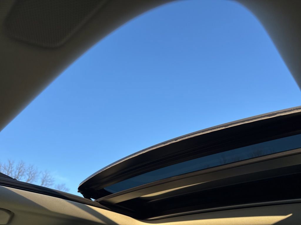 Used 2024 Volvo S60 B5 Plus w/ Climate Package image 36