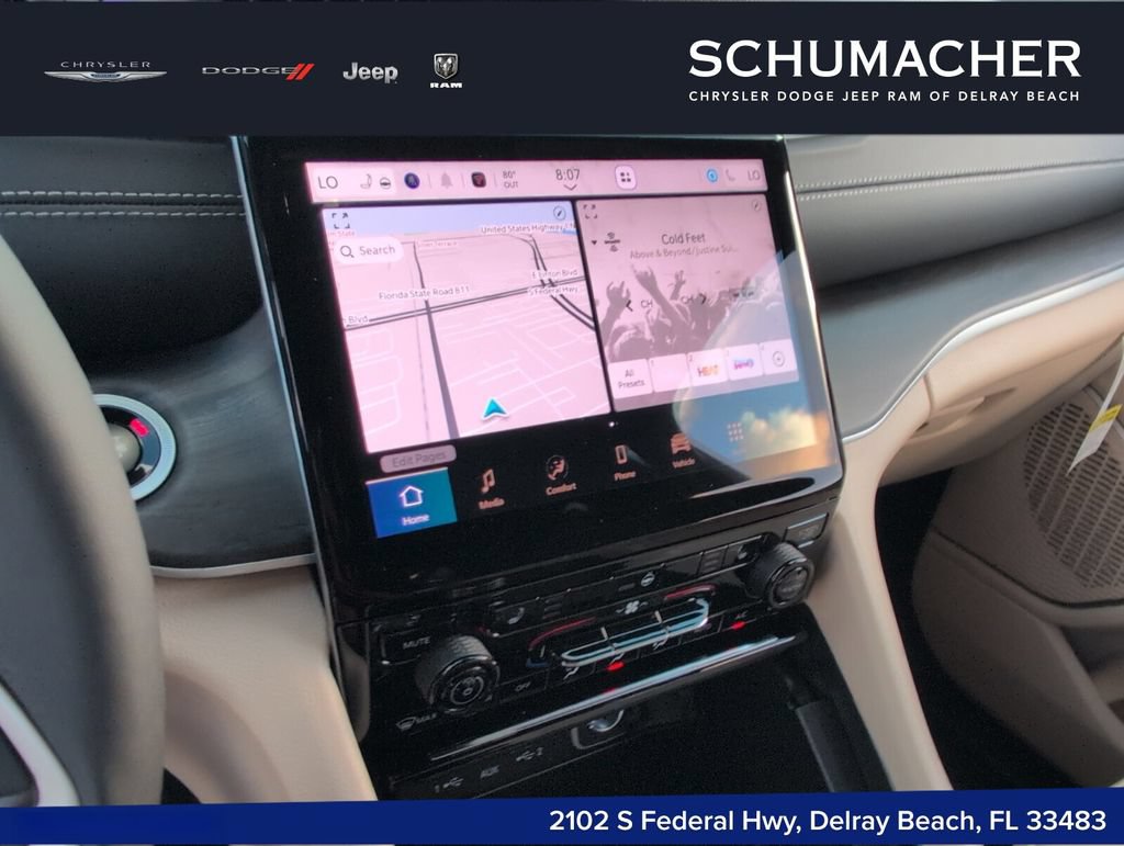 New 2025 Jeep Grand Cherokee Limited AWD/4WD image 11