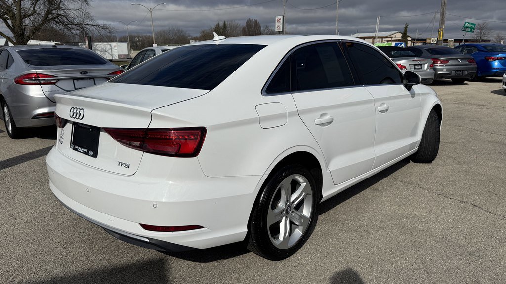 Used 2018 Audi A3 2.0T Premium image 8