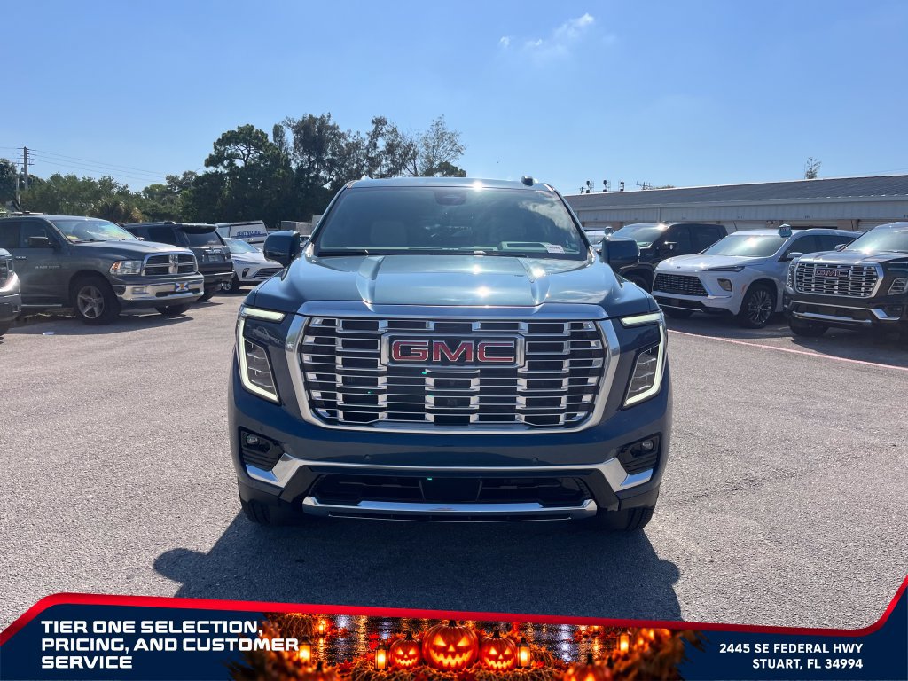 New 2026 GMC Yukon Denali w/ Denali Reserve Package AWD/4WD image 3