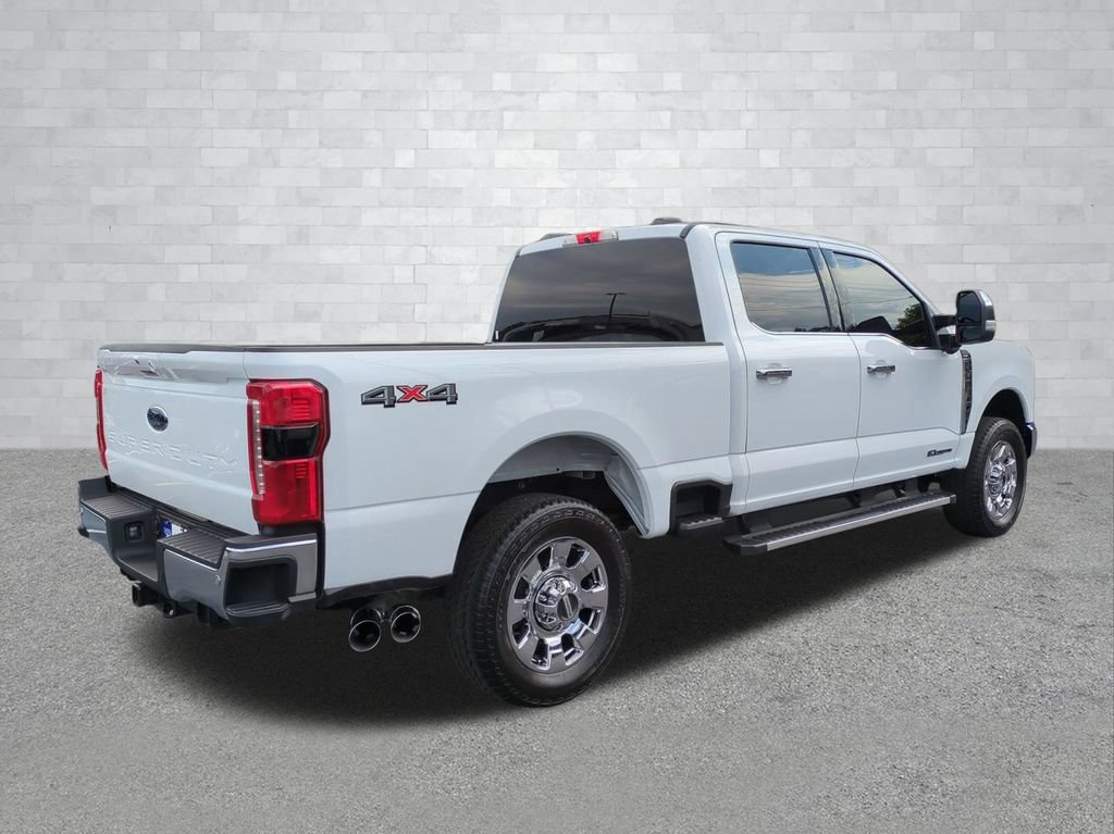 Used 2026 Ford F350 Lariat w/ Chrome Package AWD/4WD image 4