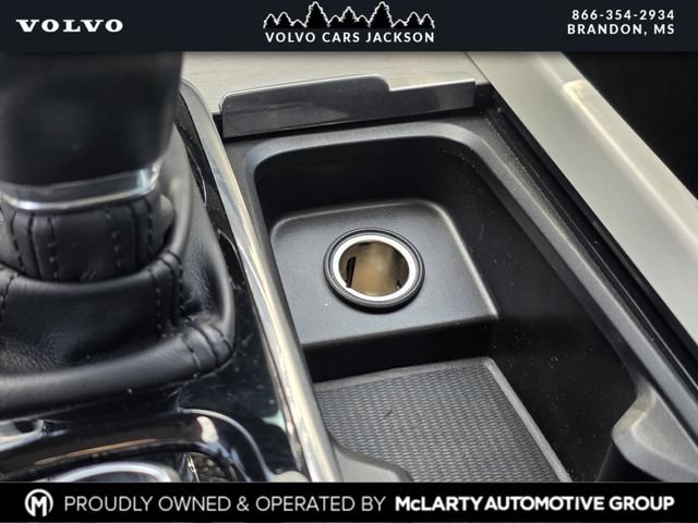 Used 2019 Volvo XC60 T5 Inscription w/ Protection Package AWD/4WD image 24