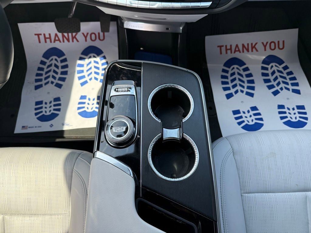 Certified 2024 Cadillac Lyriq Luxury w/ LPO, Floor Liner Package AWD/4WD image 26