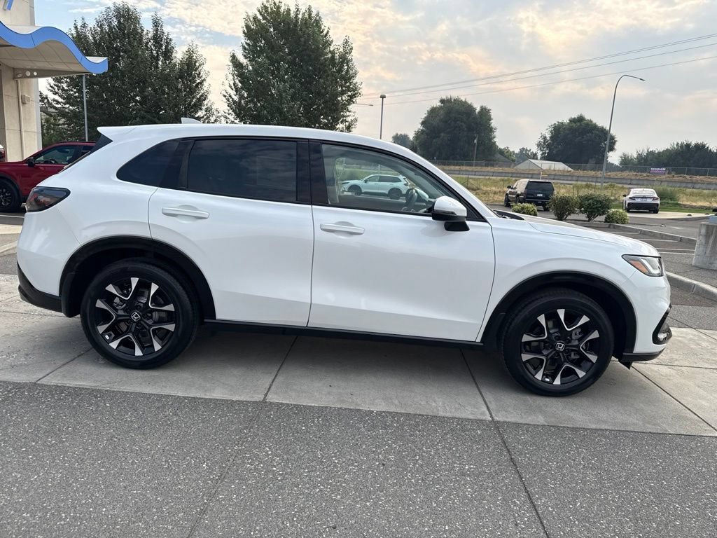 New 2027 Honda HR-V EX-L image 3