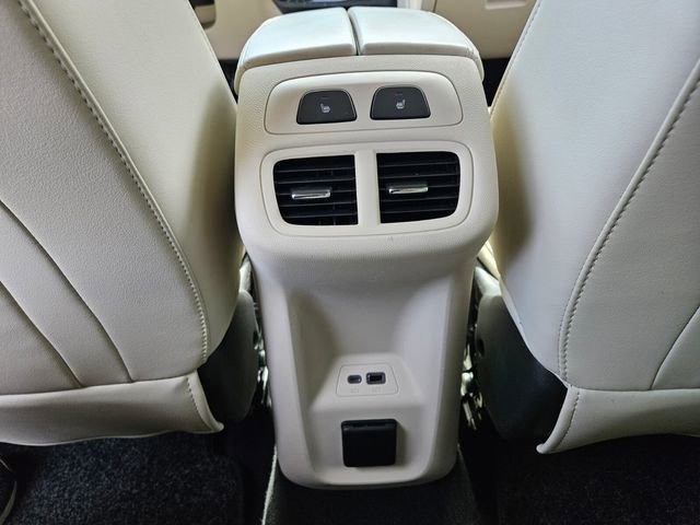 Used 2022 Buick Envision Avenir w/ Technology Package II image 11