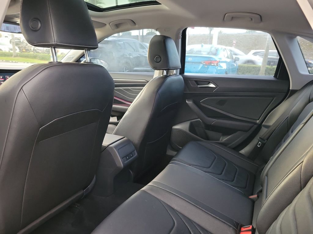 Used 2022 Volkswagen Jetta SEL image 7