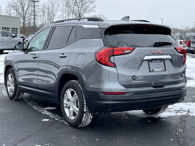 Used 2021 GMC Terrain SLE w/ Driver Convenience Package image 9