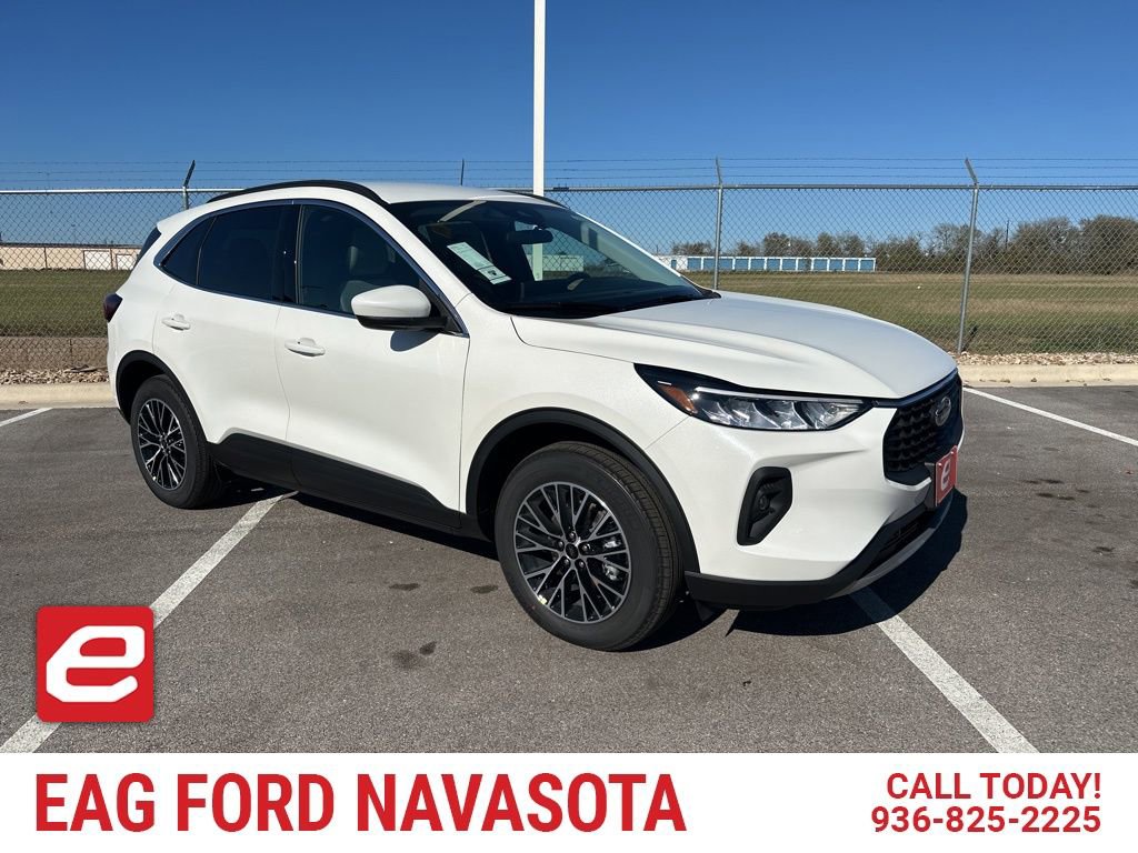 New 2026 Ford Escape SE