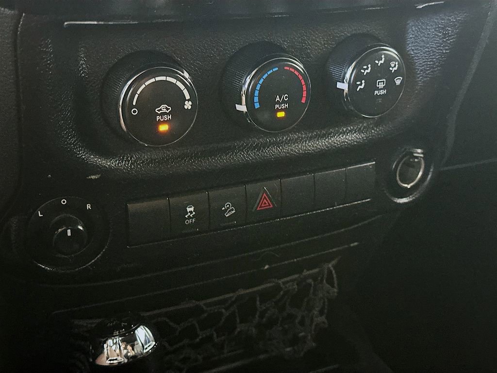 Used 2016 Jeep Wrangler Unlimited Sport w/ Quick Order Package 24S AWD/4WD image 18
