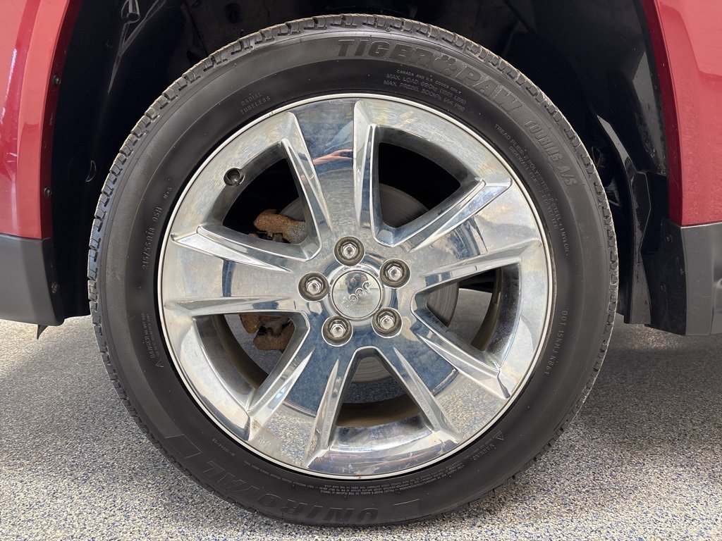 Used 2015 Jeep Compass Limited image 33