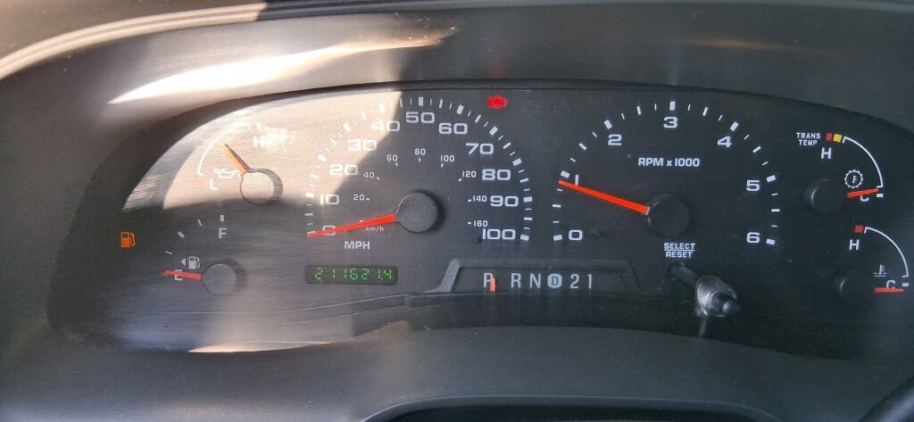 Used 2004 Ford Excursion XLT image 12