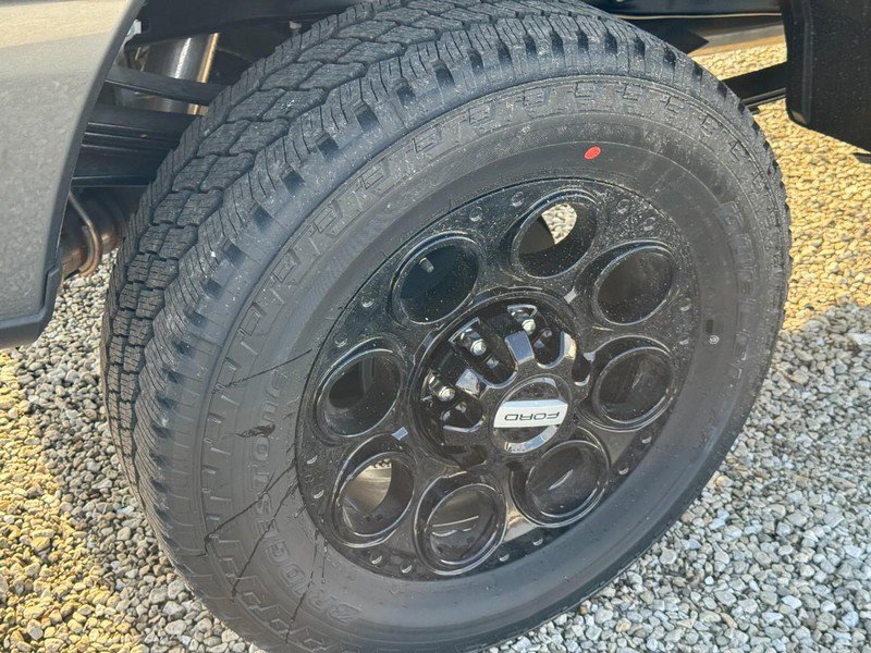 New 2026 Ford F350 XLT w/ XLT Premium Package image 5