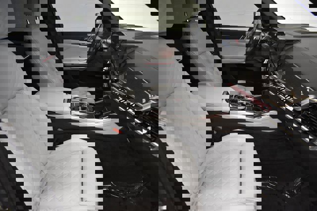 Used 2024 BMW X5 M60i w/ Executive Package image 21