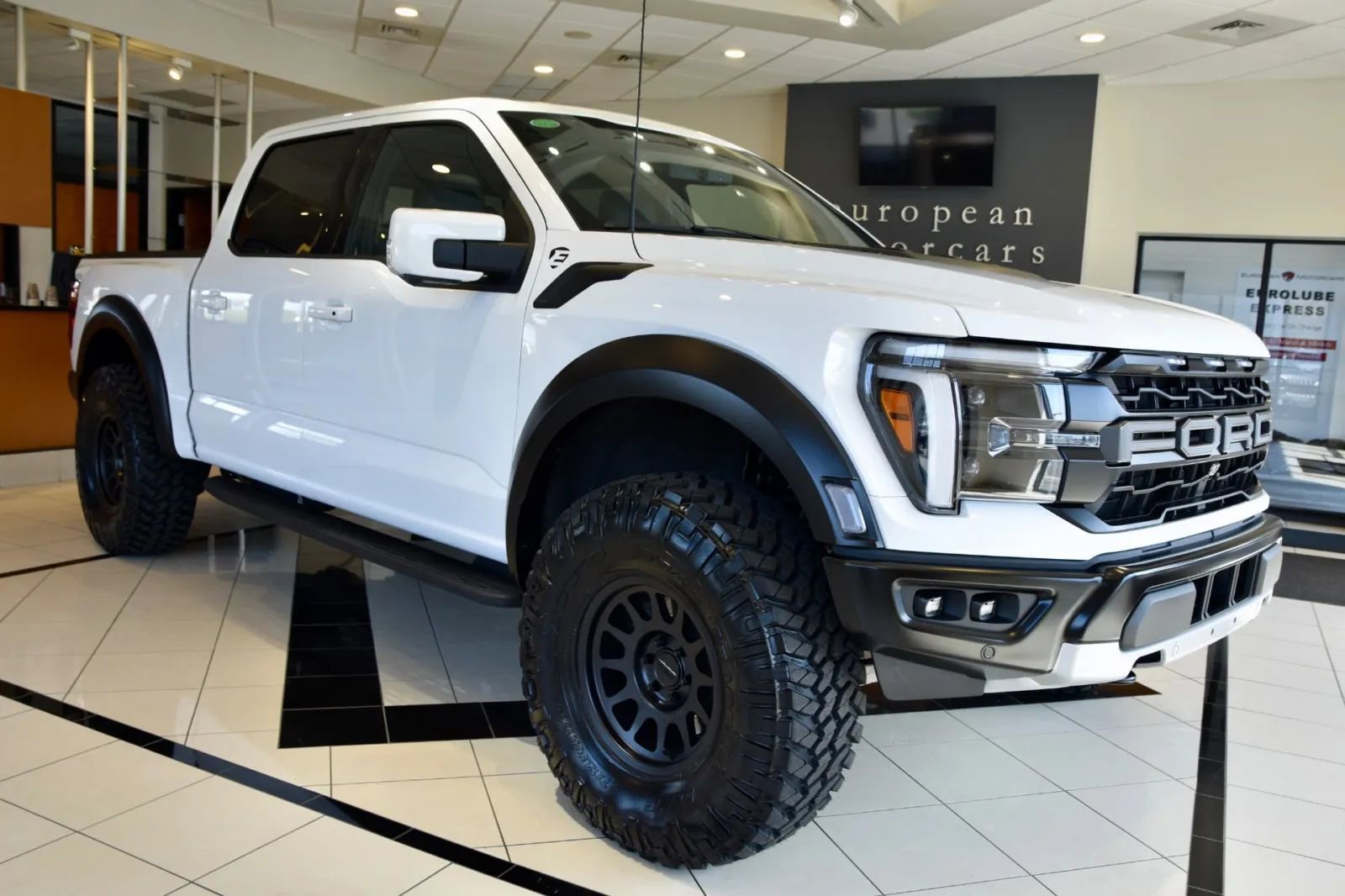 Used 2024 Ford F150 Raptor image 1